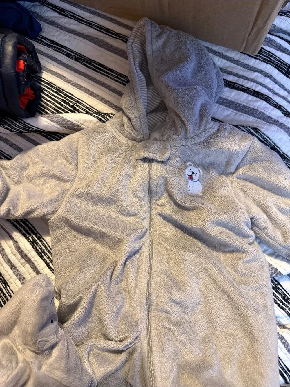 Carter's Light Gray Hooded Bear Fleece Romper - Picture 1 of 1